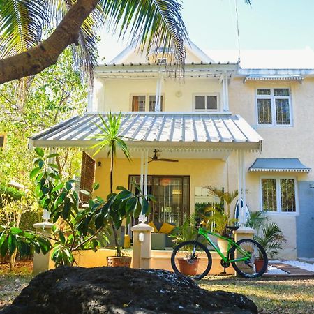 Wolmar Flic En Flac 3 Bedroom Beach Villa 외부 사진