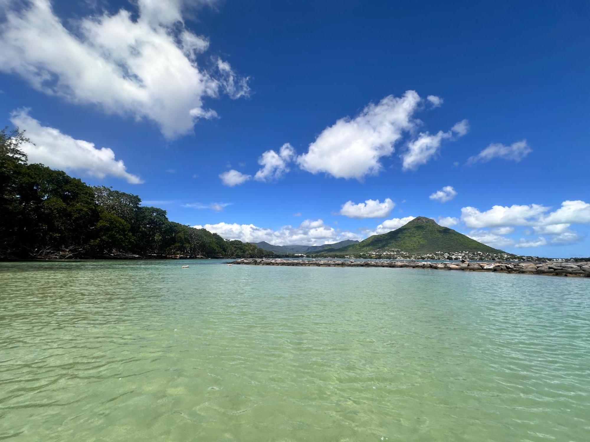 Wolmar Flic En Flac 3 Bedroom Beach Villa 외부 사진